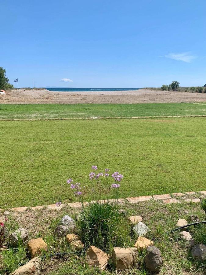 Evgatis Beach Luxury Apts Thanos Buitenkant foto