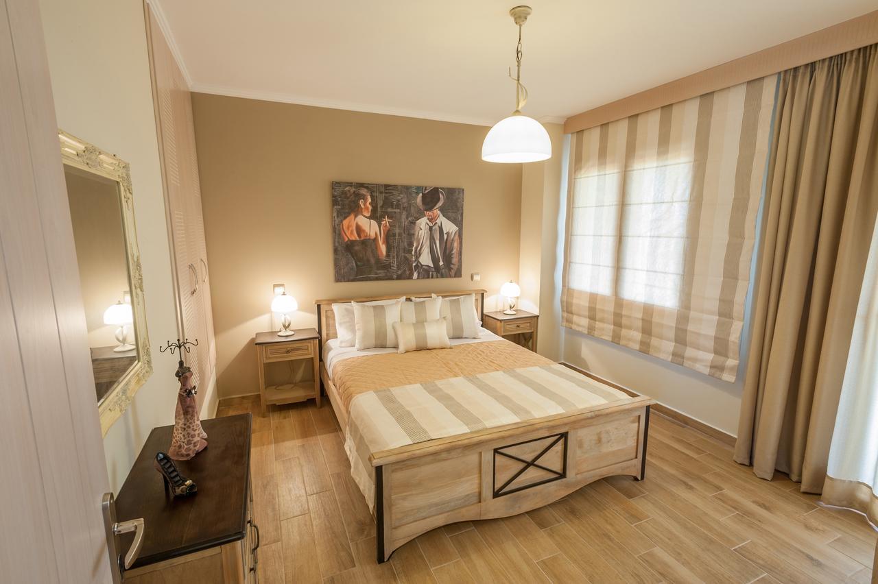 Evgatis Beach Luxury Apts Thanos Buitenkant foto