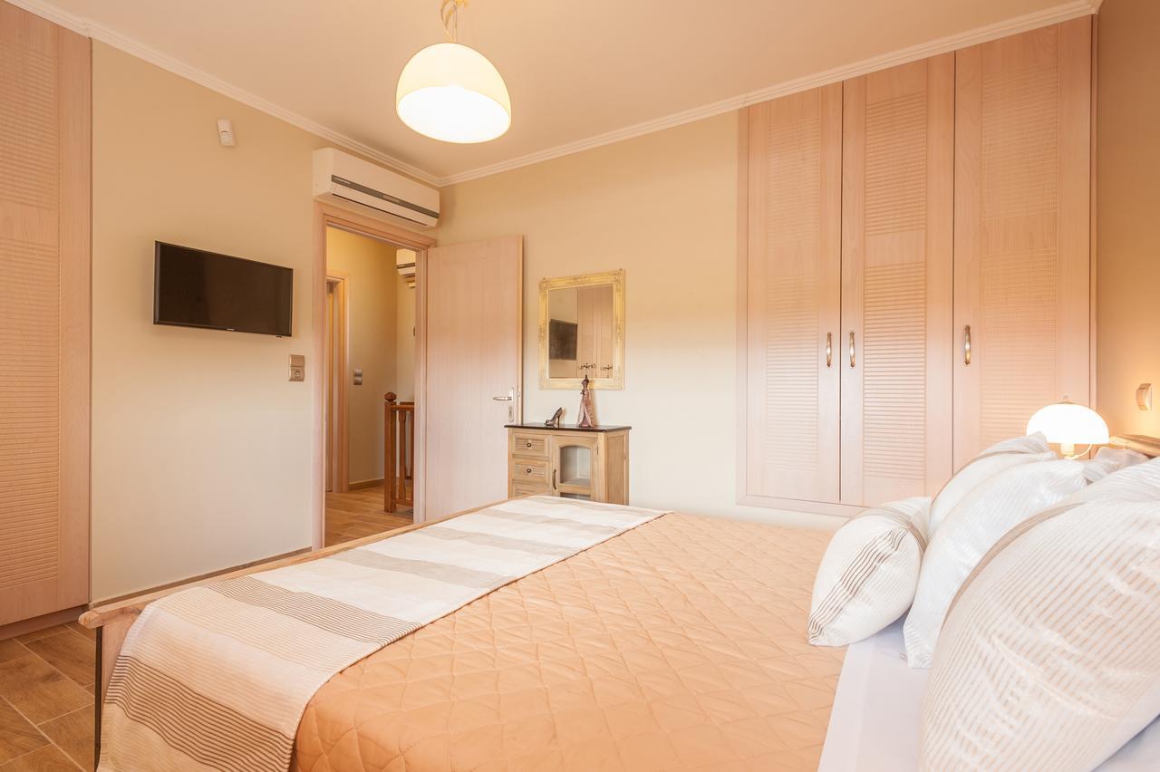 Evgatis Beach Luxury Apts Thanos Buitenkant foto